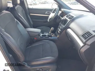 2018 Ford Explorer XLT with VIN 1FM5K7DH0JGB04338, listed as a IAAI auction lot 39979050 with 40,188 mi miles and . Bid and sale history available at DreamBid. Image 5.