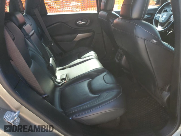 2017 Jeep Cherokee Latitude with VIN 1C4PJMCS3HW580028, listed as a Copart auction lot 54829875 with 161,432 mi miles and Clean Title. Bid and sale history available at carsss.com. Image 11.