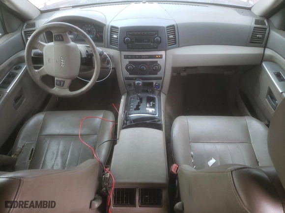 2005 Jeep Grand Cherokee Laredo with VIN 1J4HR48N25C564751, listed as a Copart auction lot 47498265 with 208,719 mi miles and Salvage Title. Bid and sale history available at carsss.com. Image 8.