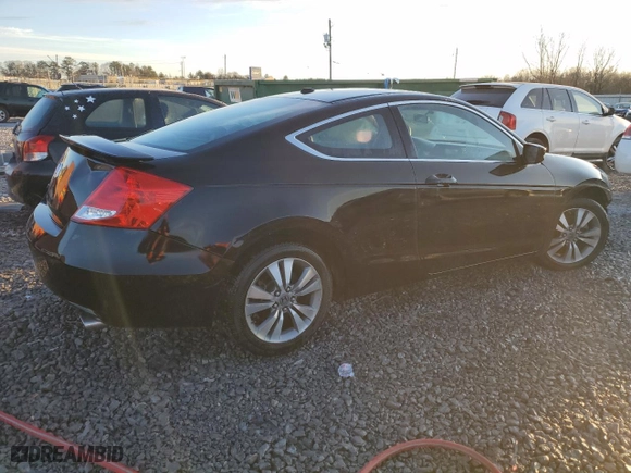 2011 Honda Accord Cpe EX-L with VIN 1HGCS1B86BA013074, listed as a Copart auction lot 88228175 with 186,095 mi miles and Salvage Title. Bid and sale history available at carsss.com. Image 3.