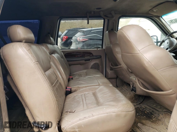 2001 Ford Excursion Limited z VIN 1FMSU43F51EA01083, wystawiony jako Copart lot #47726825 z przebiegiem 343 791 mil mil oraz Szkody całkowita. Historia ofert i sprzedaży dostępna na DreamBid. Obrazek 11.
