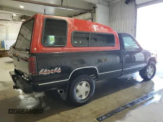 1996 GMC Sierra 1500 with VIN 1GTEK14M9TZ546010, listed as a Copart auction lot 54353635 with 252,481 mi miles and Salvage Title. Bid and sale history available at DreamBid. Image 3.