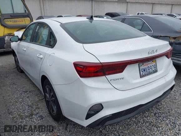 2024 Kia Forte LXS with VIN 3KPF24ADXRE801620, listed as a IAAI auction lot 41861531 with 1,786 mi miles. Bid and sale history available at carsss.com. Image 3.