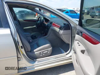 2004 Lexus ES 350 with VIN JTHBA30G645013279, listed as a IAAI auction lot 39849383 with 217,632 mi miles and . Bid and sale history available at DreamBid. Image 5.