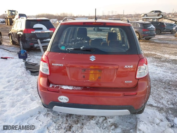 2009 Suzuki SX4 Man AWD with VIN JS2YB413996201005, listed as a IAAI auction lot 41368510 with 27,111 mi miles. Bid and sale history available at carsss.com. Image 16.