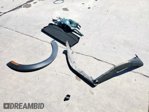 2015 MINI Hardtop 4 Door with VIN WMWXS5C55FT832533, listed as a Copart auction lot 53656465 with 60,723 mi miles and Salvage Title. Bid and sale history available at DreamBid. Image 12.