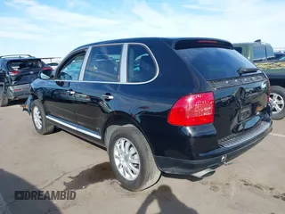 2006 Porsche Cayenne with VIN WP1AA29P86LA21780, listed as a IAAI auction lot 41604936 with 102,622 mi miles. Bid and sale history available at carsss.com. Image 3.