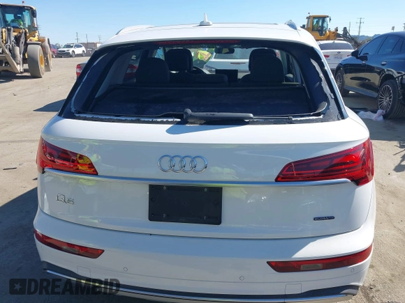 2021 Audi Q5 Premium with VIN WA1AAAFY6M2045811, listed as a IAAI auction lot 41750550 with 9,563 mi miles and . Bid and sale history available at DreamBid. Image 16.