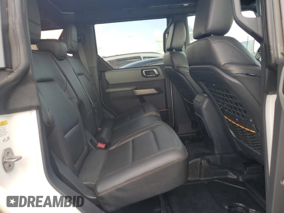 2021 Ford Bronco с VIN 1FMEE5DH4MLA88068, выставлен на аукционе Copart как лот 74888594 с пробегом Не указан миль и На запчасти • Non repairable. История ставок и продаж доступна на DreamBid. Изображение 11.