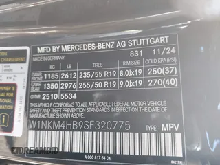 2025 Mercedes-Benz GLC with VIN W1NKM4HB9SF320775, listed as a IAAI auction lot 41863310 with 2,507 mi miles. Bid and sale history available at carsss.com. Image 9.
