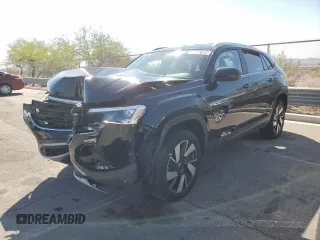 2024 Volkswagen Atlas SE z VIN 1V2WE2CA2RC220214, wystawiony jako Copart lot #56092105 z przebiegiem 35 083 mil mil oraz Szkoda całkowita • Salvage title. Historia ofert i sprzedaży dostępna na DreamBid. Obrazek 1.
