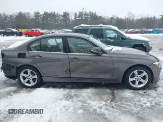 2015 BMW 3 Series 328i xDrive with VIN WBA3B5G55FNS12357, listed as a IAAI auction lot 41564058 with 91,573 mi miles. Bid and sale history available at carsss.com. Image 13.
