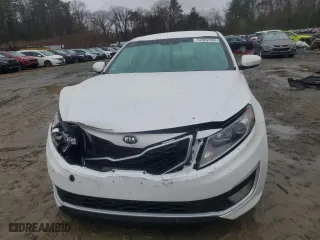2013 Kia Optima Hybrid EX with VIN KNAGM4AD6D5047809, listed as a Copart auction lot 52002565 with 118,782 mi miles and Clean Title. Bid and sale history available at carsss.com. Image 5.