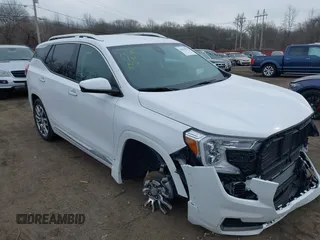 2024 GMC Terrain Denali with VIN 3GKALXEGXRL147554, listed as a IAAI auction lot 41619567 with 7,235 mi miles. Bid and sale history available at carsss.com. Image 17.