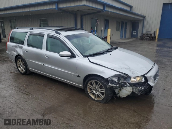 2006 Volvo V70 2.4L with VIN YV1SW612062556973, listed as a Copart auction lot 52235015 with 114,431 mi miles and Salvage Title. Bid and sale history available at DreamBid. Image 4.