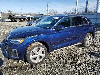 2024 Audi Q5 S line Premium Plus with VIN WA1EAAFY2R2028285, listed as a Copart auction lot 44526175 with 0 mi miles and Salvage Title. Bid and sale history available at carsss.com. Image 1.