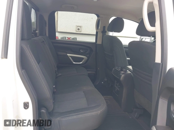 2018 Nissan Titan SV with VIN 1N6AA1E65JN506719, listed as a IAAI auction lot 42162605 with 81,255 mi miles. Bid and sale history available at carsss.com. Image 8.