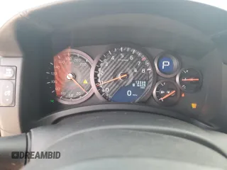 2017 Nissan GT-R Premium z VIN JN1AR5EF4HM820593, wystawiony jako Copart lot #73290464 z przebiegiem 13 339 mil mil oraz Szkoda całkowita • Salvage title. Historia ofert i sprzedaży dostępna na DreamBid. Obrazek 9.