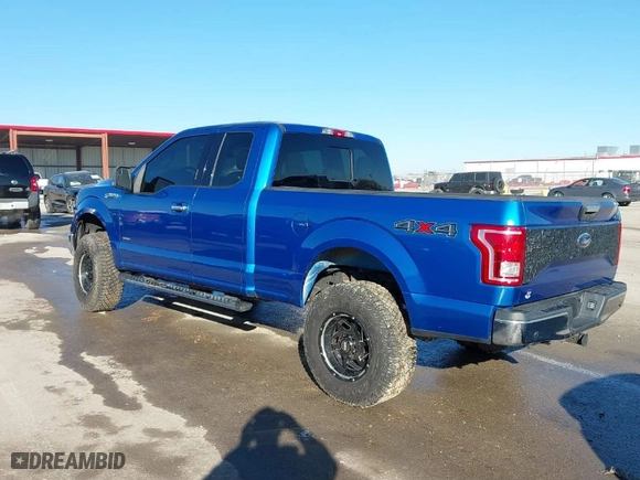 2015 Ford F-150 XLT with VIN 1FTEX1EP8FKD57310, listed as a IAAI auction lot 41651302 with 190,312 mi miles. Bid and sale history available at carsss.com. Image 3.