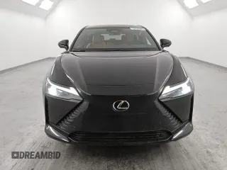 2024 Lexus RZ 300e Premium with VIN JTJABABB8RA005941, listed as a Copart auction lot 88363525 with 3,024 mi miles and Clean title. Bid and sale history available at DreamBid. Image 5.