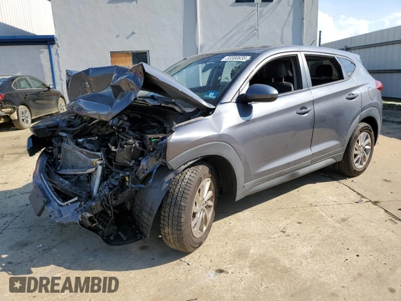 2018 Hyundai Tucson SE z VIN KM8J2CA44JU645919, wystawiony jako Copart lot #55580635 z przebiegiem Nie podano mil oraz Szkody całkowita. Historia ofert i sprzedaży dostępna na DreamBid. Obrazek 1.