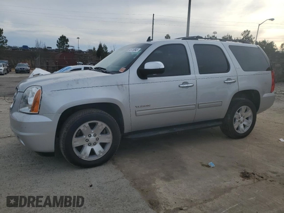 2012 GMC Yukon SLT with VIN 1GKS1CE0XCR246851, listed as a Copart auction lot 45720045 with 191,741 mi miles and Salvage Title. Bid and sale history available at carsss.com. Image 1.
