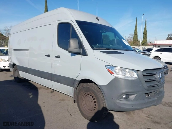 2022 Mercedes-Benz Sprinter Cargo Van with VIN W1Y4ECHY5NT091976, listed as a IAAI auction lot 41414404 with 108,586 mi miles. Bid and sale history available at carsss.com. Image 13.