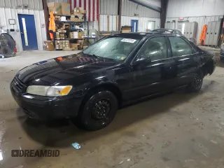 1999 Toyota Camry LE с VIN JT2BG22KXX0301795, выставлен на аукционе Copart как лот 44427725 с пробегом 265 357 миль миль и Списание • Salvage title. История ставок и продаж доступна на DreamBid. Изображение 1.
