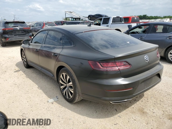 2020 Volkswagen Arteon SE z VIN WVWAR7AN7LE013526, wystawiony jako Copart lot #52791425 z przebiegiem 28 480 mil mil oraz Czysty tytuł • Clean title. Historia ofert i sprzedaży dostępna na DreamBid. Obrazek 2.