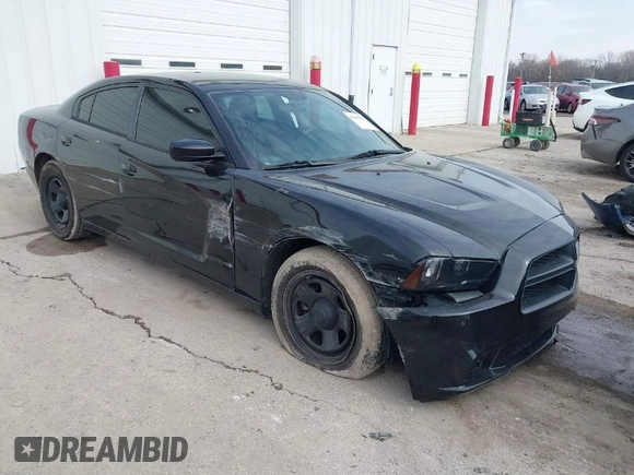 2013 Dodge Charger Police z VIN 2C3CDXAG5DH716369, wystawiony jako IAAI lot #41645644 z przebiegiem 127 535 mil mil oraz . Historia ofert i sprzedaży dostępna na DreamBid. Obrazek 1.