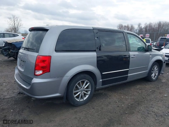 2014 Dodge Grand Caravan SE with VIN 2C4RDGBG5ER424477, listed as a IAAI auction lot 41853890 with 40,745 mi miles. Bid and sale history available at carsss.com. Image 4.