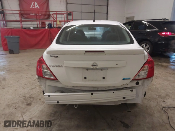 2016 Nissan Versa SV with VIN 3N1CN7AP8GL899483, listed as a IAAI auction lot 41525896 with 72,542 mi miles. Bid and sale history available at carsss.com. Image 6.