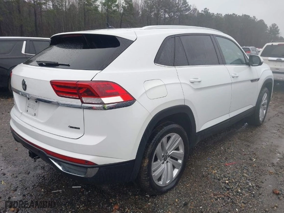 2023 Volkswagen Atlas Cross Sport 3.6L V6 SE w/Technology with VIN 1V2KE2CA7PC208457, listed as a IAAI auction lot 41479156 with 45,704 mi miles. Bid and sale history available at carsss.com. Image 4.