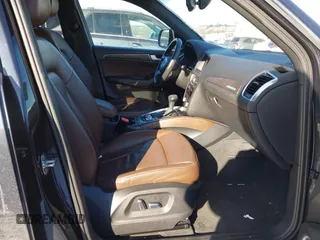 2014 Audi Q5 Premium Plus with VIN WA1LFAFP9EA115682, listed as a IAAI auction lot 41260091 with 145,744 mi miles. Bid and sale history available at carsss.com. Image 5.
