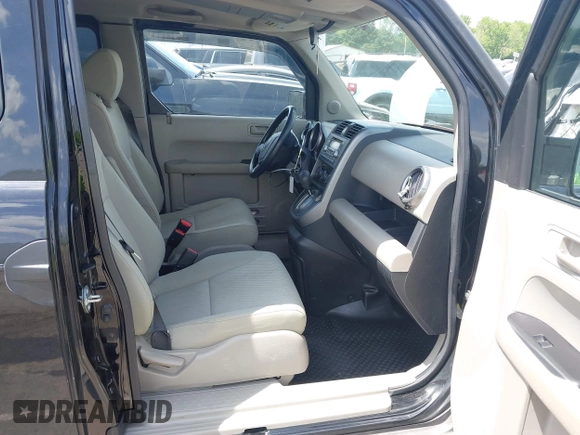 2011 Honda Element EX with VIN 5J6YH1H75BL000235, listed as a IAAI auction lot 42087127 with 126,510 mi miles and . Bid and sale history available at DreamBid. Image 5.