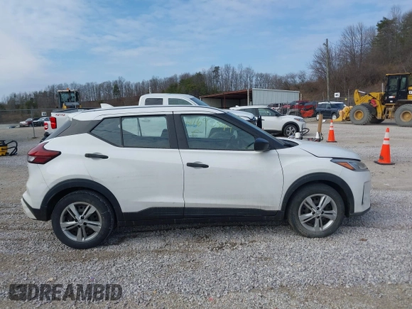 2022 Nissan Kicks S with VIN 3N1CP5BV3NL521872, listed as a IAAI auction lot 41693544 with 1 mi miles. Bid and sale history available at carsss.com. Image 12.