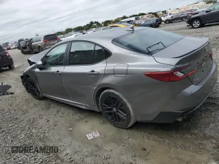 2025 Toyota Camry LE z VIN 4T1DAACK5SU508683, wystawiony jako Copart lot #42372975 z przebiegiem Nie podano mil oraz Szkoda całkowita • Salvage title. Historia ofert i sprzedaży dostępna na DreamBid. Obrazek 2.