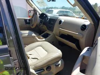 2006 Ford Expedition Eddie Bauer with VIN 1FMFU17556LA19216, listed as a IAAI auction lot 41813546 with 240,884 mi miles. Bid and sale history available at carsss.com. Image 5.