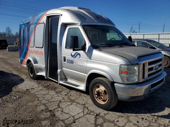 2010 Ford Econoline Commercial Cutaway with VIN 1FDWE3FL7ADA52987, listed as a Copart auction lot 45414555 with 278,571 mi miles and Clean Title. Bid and sale history available at carsss.com. Image 4.