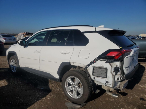 2019 Toyota RAV4 XLE with VIN 2T3W1RFV3KW014567, listed as a Copart auction lot 46988425 with NaN miles and Salvage Title. Bid and sale history available at carsss.com. Image 2.
