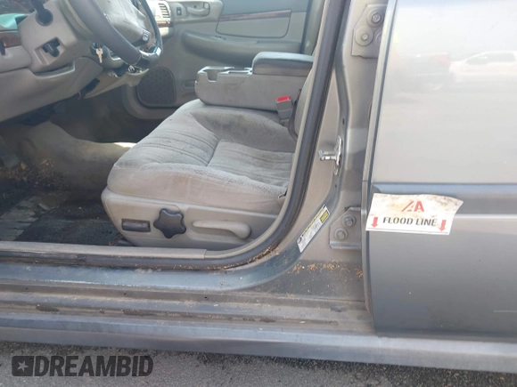 2004 Chevrolet Impala z VIN 2G1WF52E249448419, wystawiony jako IAAI lot #42275132 z przebiegiem 281 211 mil mil oraz . Historia ofert i sprzedaży dostępna na DreamBid. Obrazek 6.