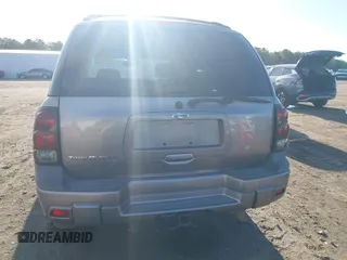 2006 Chevrolet TrailBlazer LS with VIN 1GNDT13S462249241, listed as a IAAI auction lot 41869456 with 228,053 mi miles. Bid and sale history available at carsss.com. Image 17.