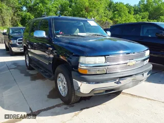 2004 Chevrolet Tahoe LT with VIN 1GNEC13Z64R186097, listed as a IAAI auction lot 42035901 with 285,408 mi miles. Bid and sale history available at carsss.com. Image 1.