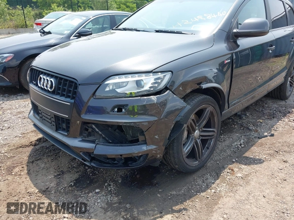 2014 Audi Q7 S line Prestige z VIN WA1DGAFE5ED006957, wystawiony jako IAAI lot #42488440 z przebiegiem 123 814 mil mil oraz . Historia ofert i sprzedaży dostępna na DreamBid. Obrazek 6.