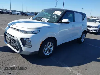 2021 Kia Soul S with VIN KNDJ23AU5M7138129, listed as a IAAI auction lot 41423470 with 106,653 mi miles and . Bid and sale history available at DreamBid. Image 2.