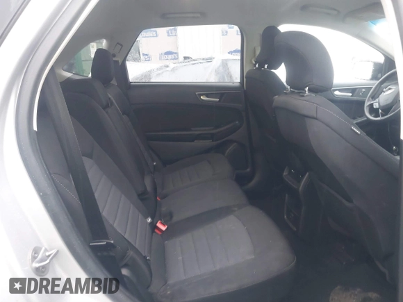 2015 Ford Edge SE z VIN 2FMTK4G84FBC18732, wystawiony jako IAAI lot #40458954 z przebiegiem 145 045 mil mil oraz . Historia ofert i sprzedaży dostępna na DreamBid. Obrazek 8.