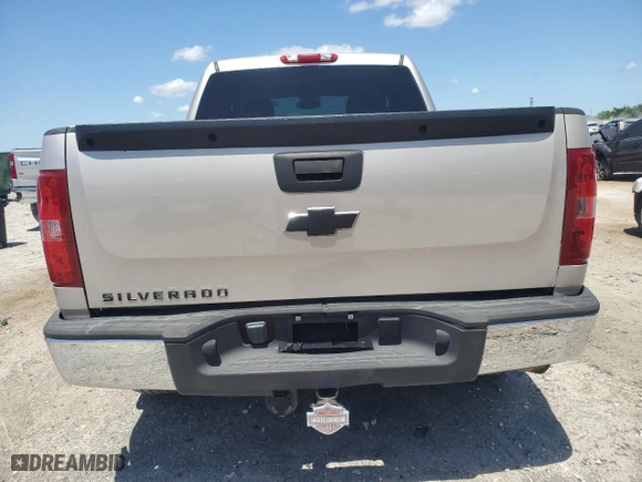 2007 Chevrolet Silverado 1500 LTZ with VIN 2GCEC13JX71534497, listed as a Copart auction lot 52520985 with 179,548 mi miles and Clean Title. Bid and sale history available at carsss.com. Image 6.