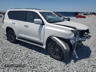 2023 Lexus GX 460 Premium z VIN JTJAM7BX6P5366387, wystawiony jako Copart lot #54217315 z przebiegiem 1 471 mil mil oraz Szkoda całkowita • Salvage title. Historia ofert i sprzedaży dostępna na DreamBid. Obrazek 4.