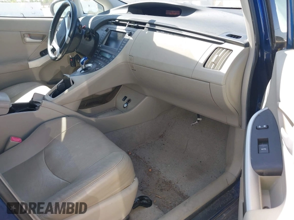 2010 Toyota Prius II with VIN JTDKN3DU7A1022730, listed as a IAAI auction lot 42139192 with 188,178 mi miles. Bid and sale history available at carsss.com. Image 5.