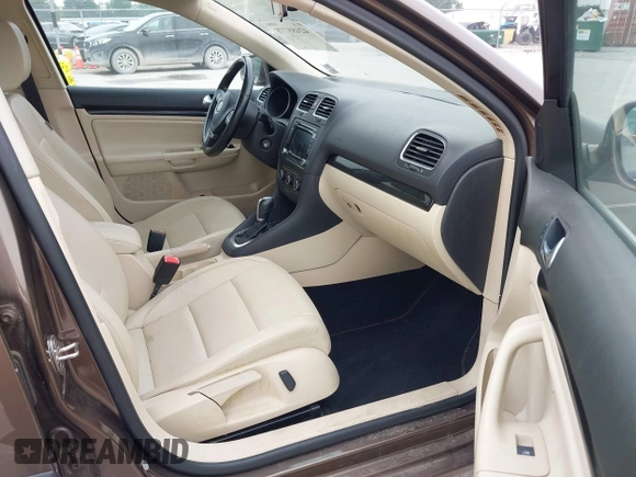 2011 Volkswagen Jetta TDI with VIN 3VWPL7AJ7BM678554, listed as a IAAI auction lot 42488778 with 135,808 mi miles and . Bid and sale history available at DreamBid. Image 5.
